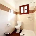 Traditional Alexandra Penzion